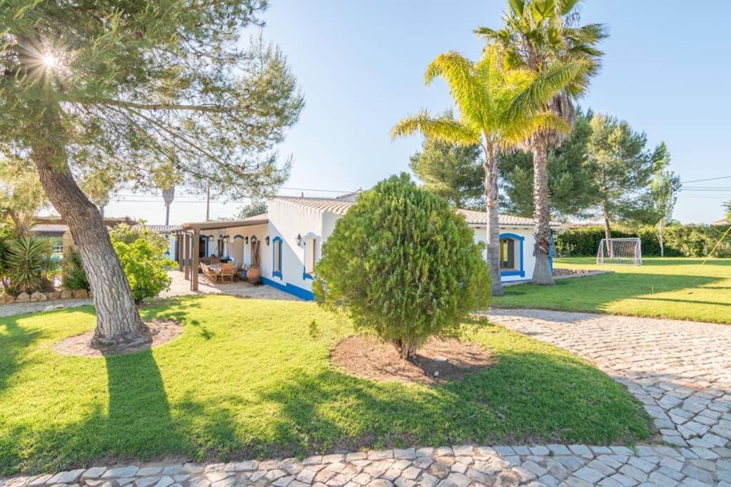 Villa Charme Пера Экстерьер фото