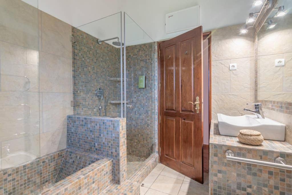 Villa Charme Пера Экстерьер фото